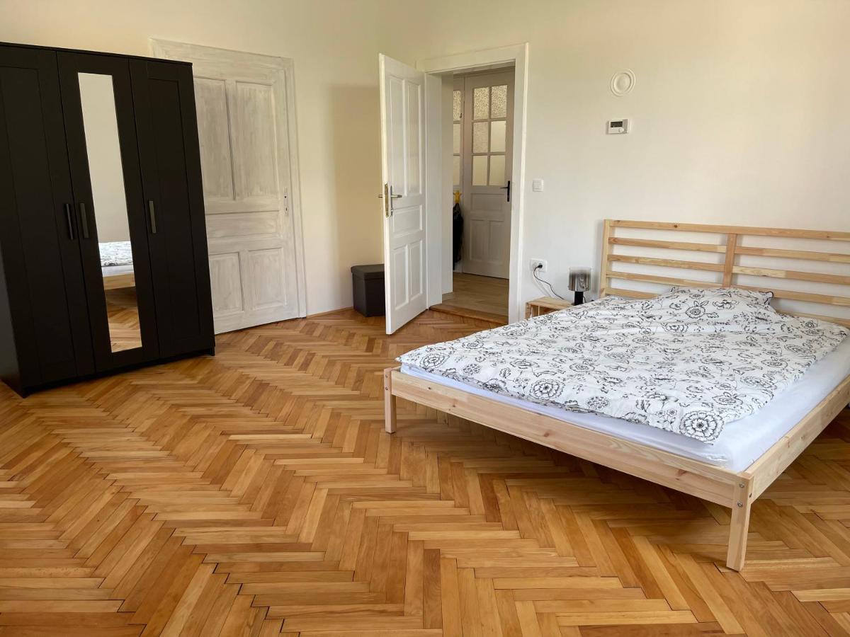 Pirc Apartment On Dunajska Street Ljubljana Extérieur photo
